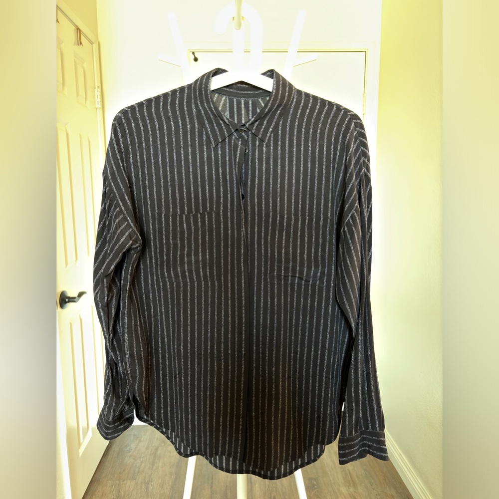 3for 30 Women’s Oversized Silk Black/White Stripes Blouse Size Small